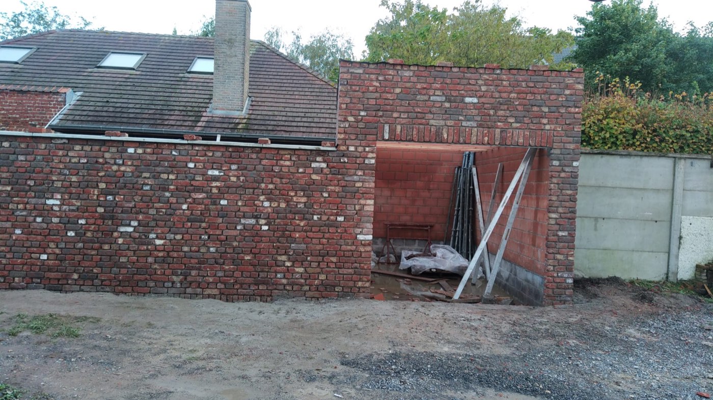 Tuinmuur en berging in recuperatiesteen, foto 7