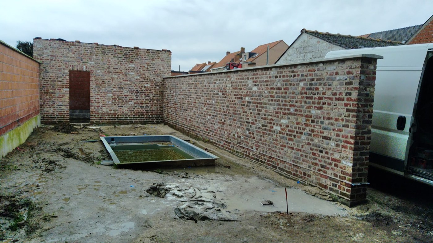 Tuinmuur en berging in recuperatiesteen, foto 12
