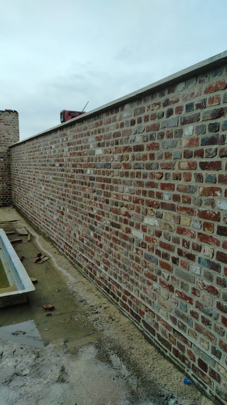 Tuinmuur en berging in recuperatiesteen, foto 14