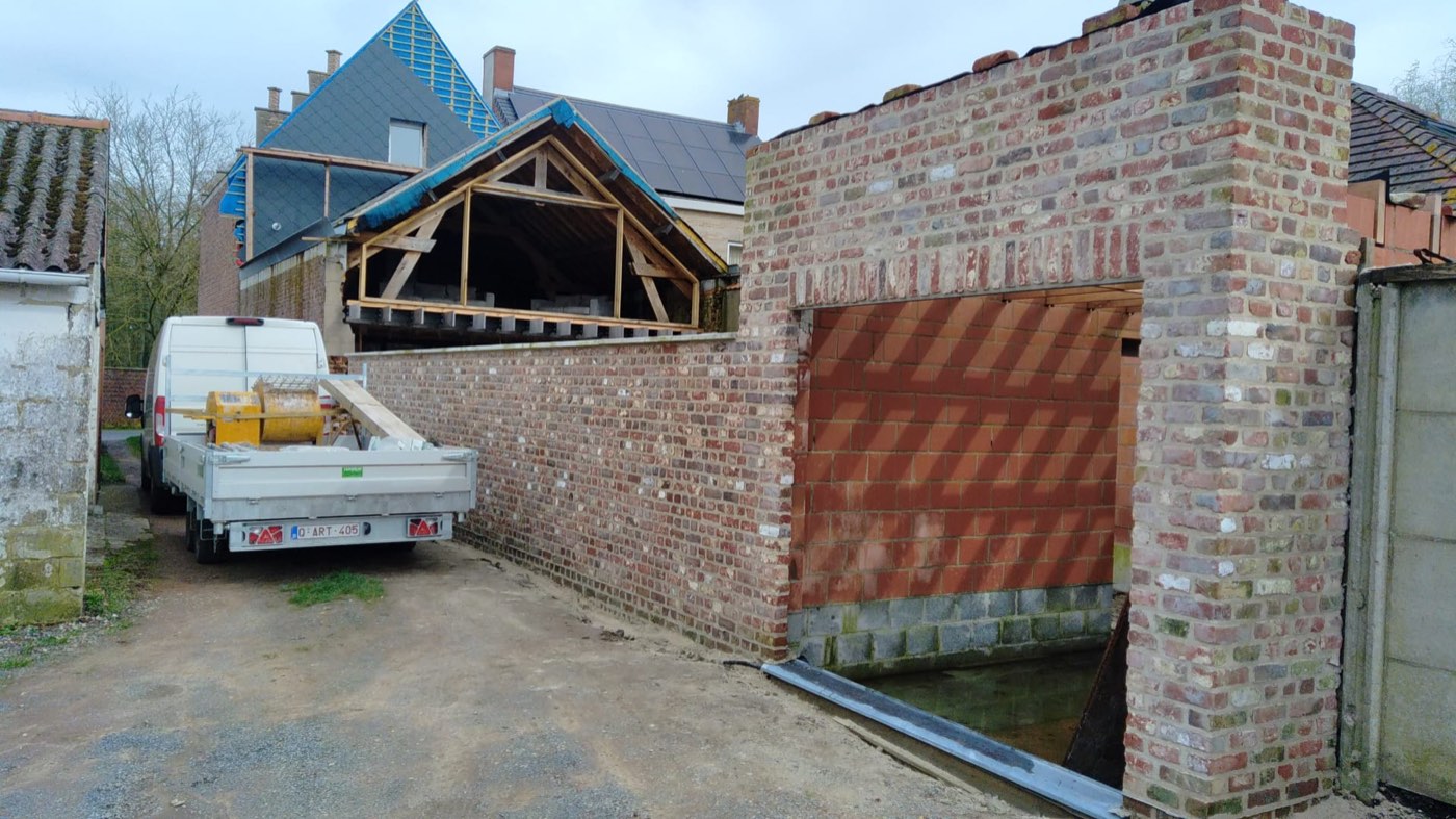Tuinmuur en berging in recuperatiesteen, foto 15