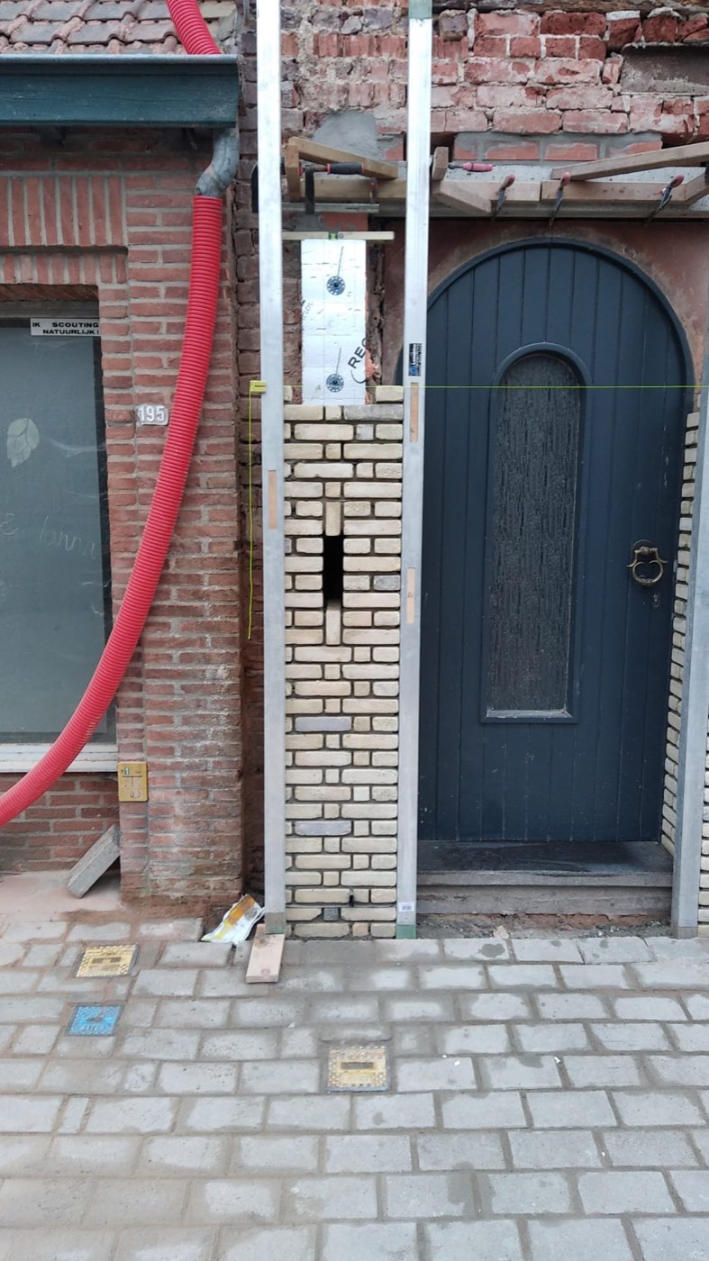 Nieuwe gevel met boogdeur, foto 12